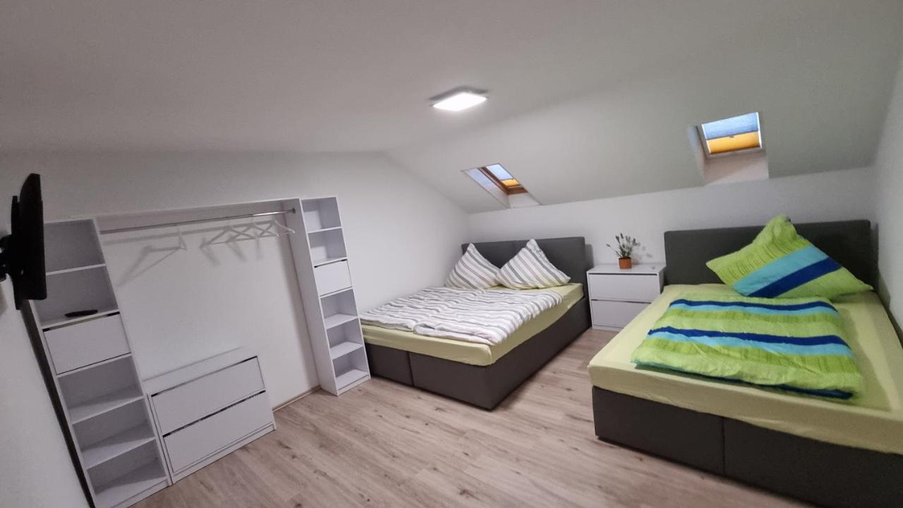 Pension-Maulburg Bagian luar foto